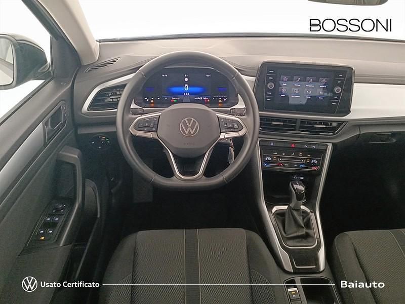 Usata VW T-Roc Life 150 CV (110 kW) 2024 Grigio SUV