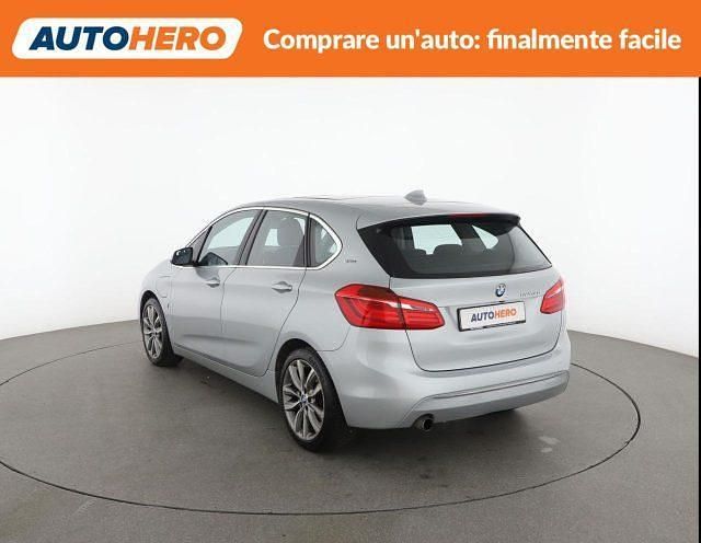 Usata BMW 225 Active Tourer iPerformance 135 CV (99 kW) 2017 Argento Monovolume