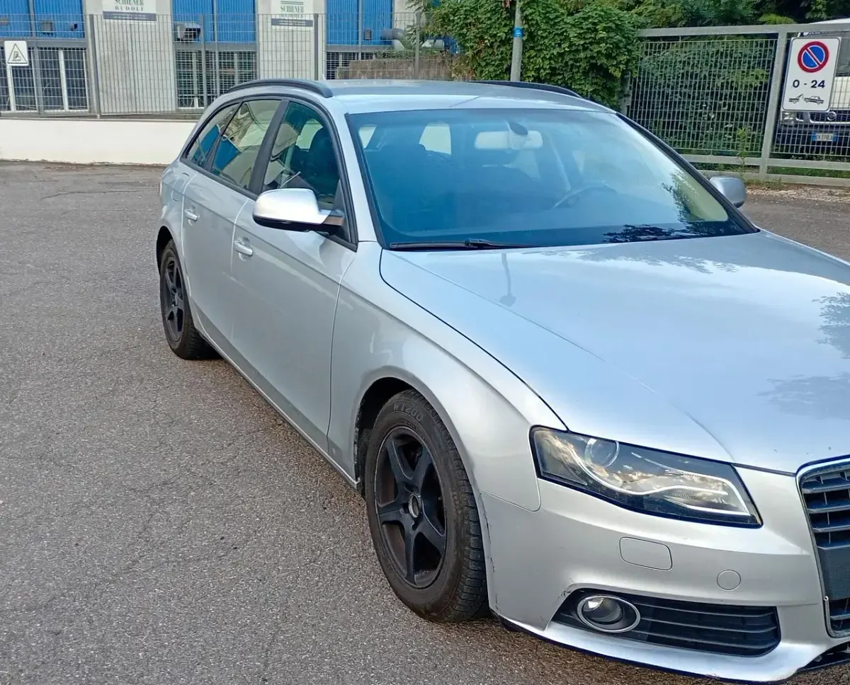 Usata Audi A4 Ambiente 143 CV (105 kW) 2010 Argento Station wagon