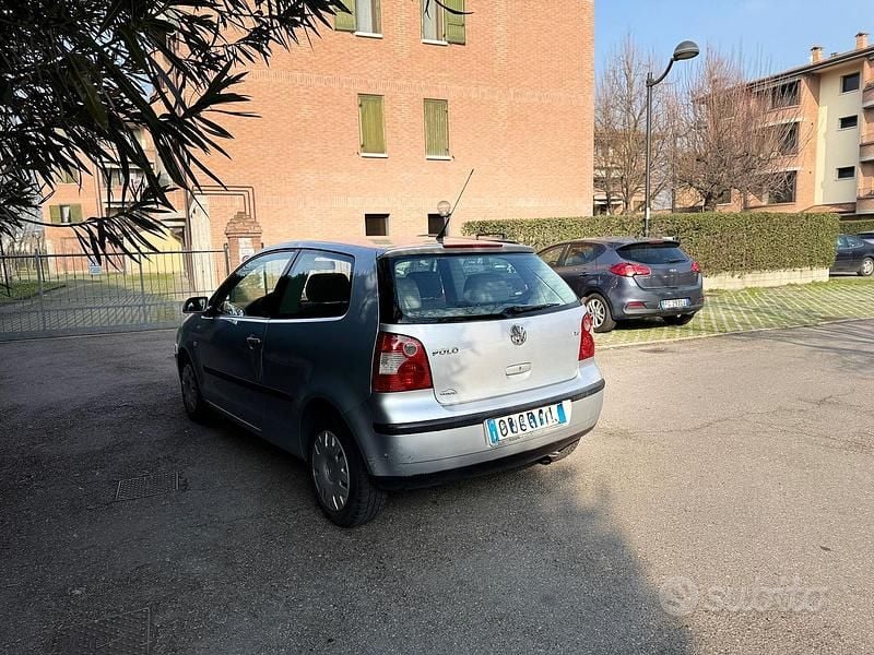 Usata VW Polo Trendline 64 CV (47 kW) 2002 Berlina