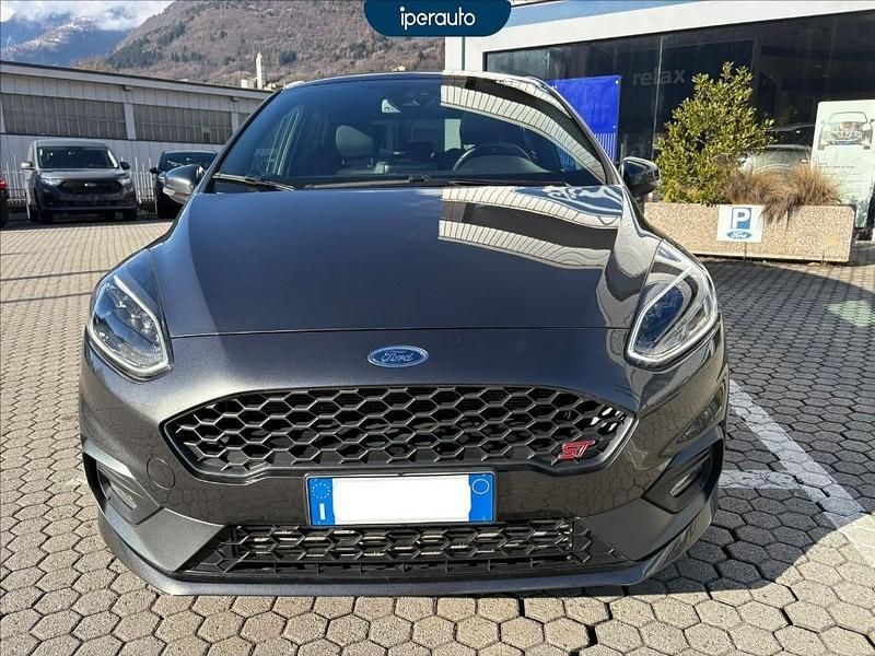Usata Ford Fiesta Performance Edition 205 CV (150 kW) 2020 Grigio metallizzato Utilitaria