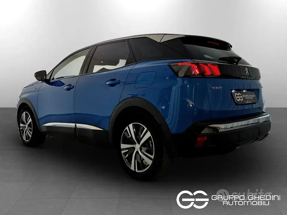 Usata Peugeot 3008 Allure 181 CV (133 kW) 2023 Blu SUV