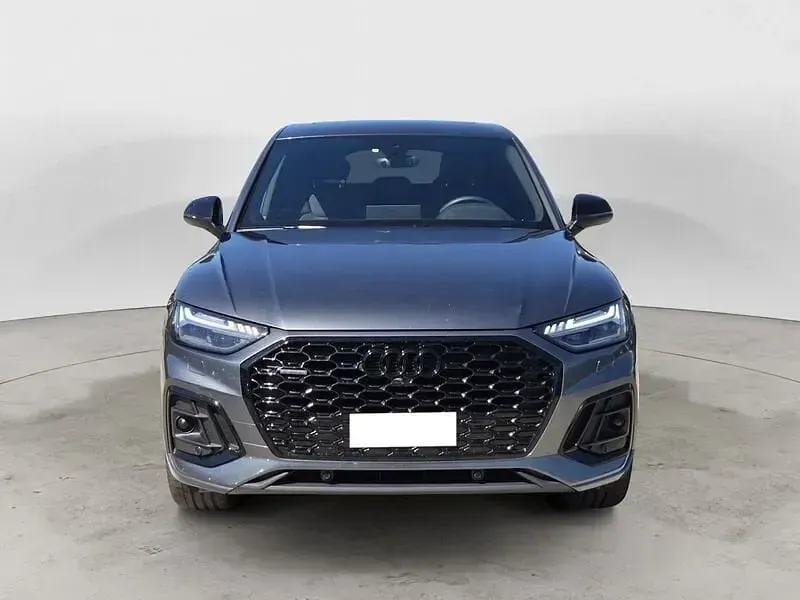 Usata Audi Q5 Sportback Ambiente 204 CV (150 kW) 2023 Grigio SUV