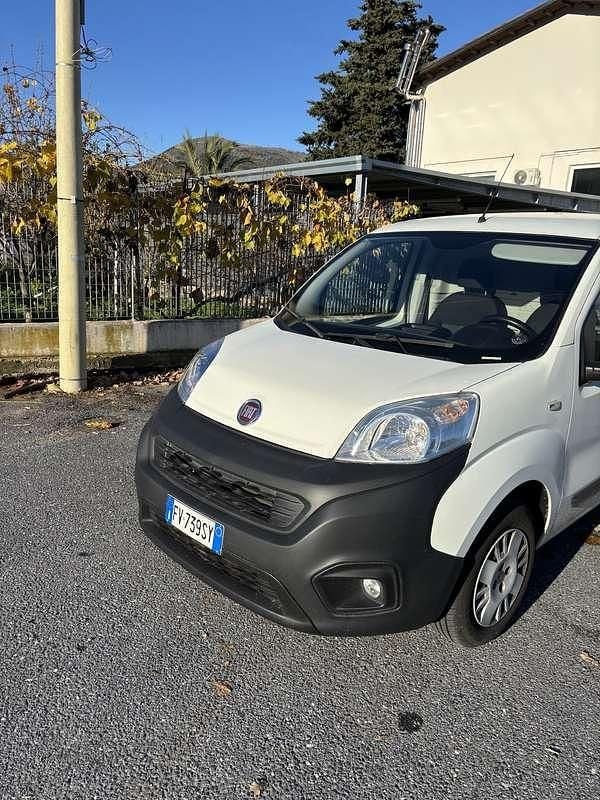 Usata Fiat Fiorino 80 CV (58 kW) 2019 Bianco Monovolume