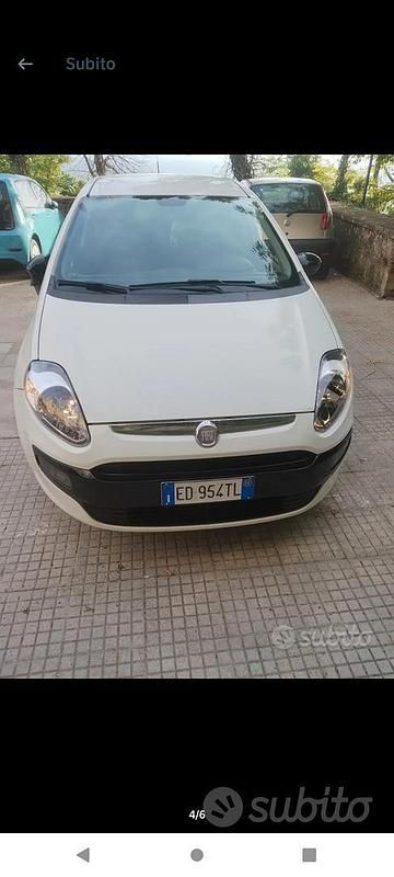 Usata Fiat Punto Evo 95 CV (69 kW) 2010 Bianco Utilitaria