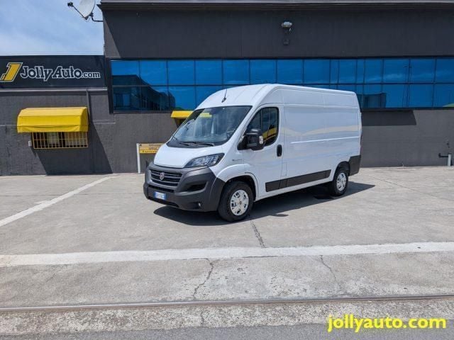 Usata Fiat E-Ducato 89 kW (122 CV) 2021 Bianco / pastello Berlina