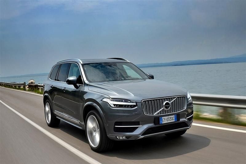 Usata Volvo XC90 Plus 235 CV (172 kW) 2023 Grigio SUV