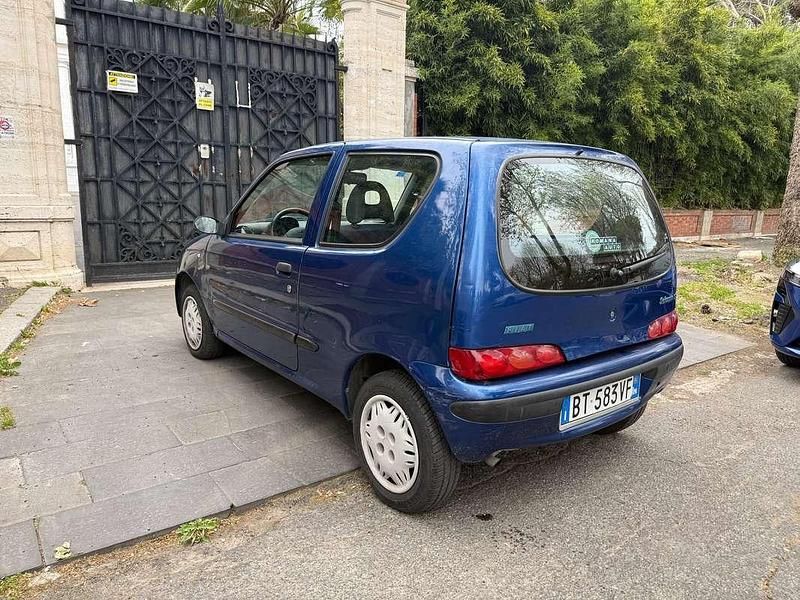 Usata Fiat 600 Comfort 54 CV (39 kW) 2001 Blu/azzurro Berlina