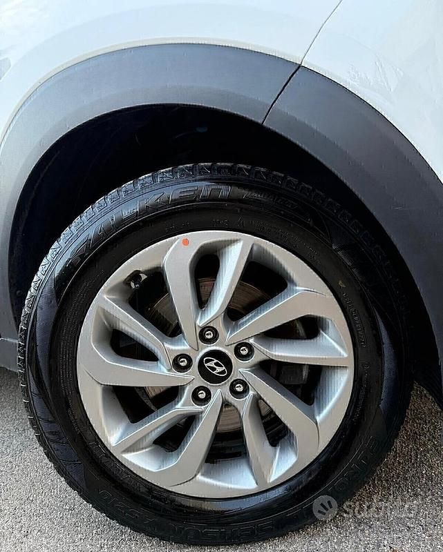 Usata Hyundai Tucson 116 CV (85 kW) 2018 Bianco SUV