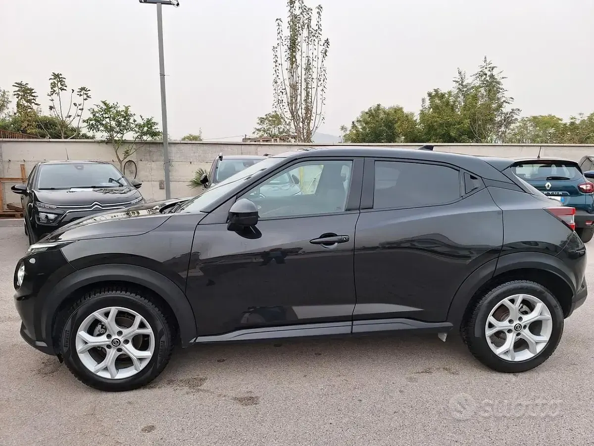 Usata Nissan Juke N-Connecta 114 CV (83 kW) 2020 Nero SUV