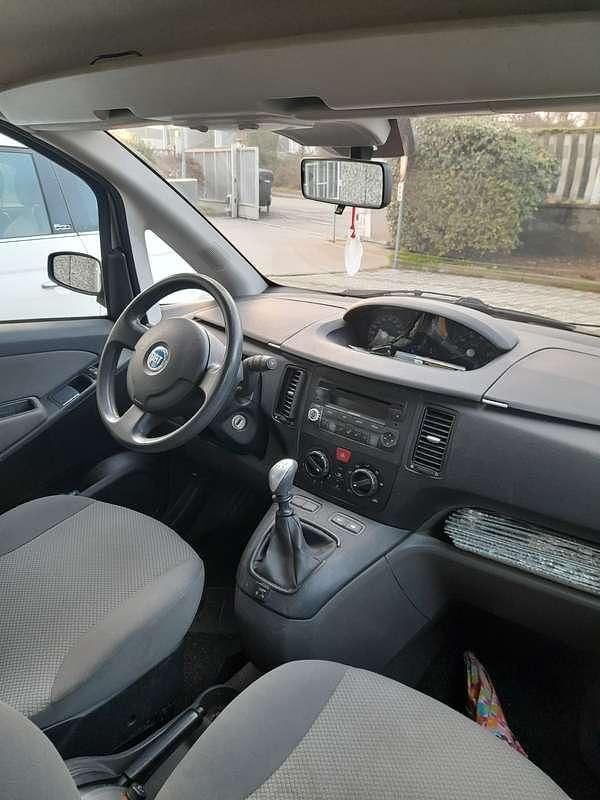 Usata Fiat Idea 77 CV (56 kW) 2007 Grigio Monovolume