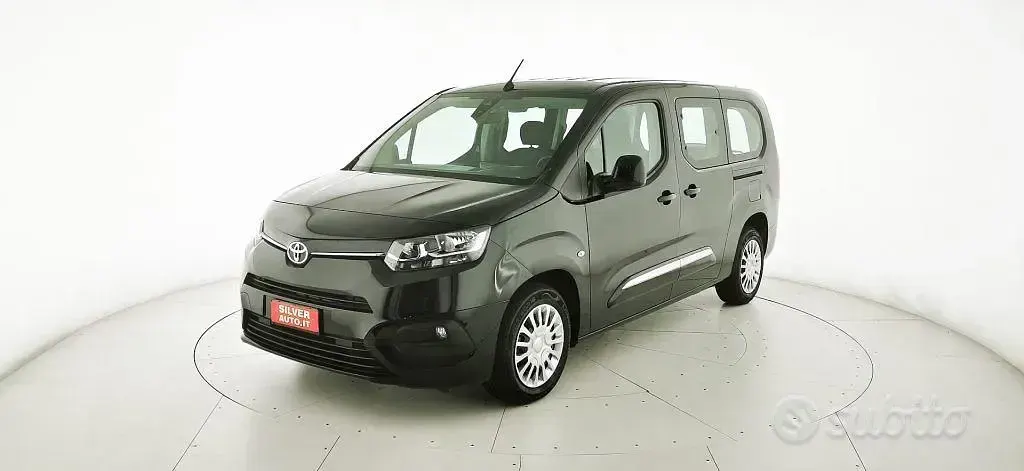 Usata Toyota Proace Verso City 131 CV (96 kW) 2020 Nero Station wagon