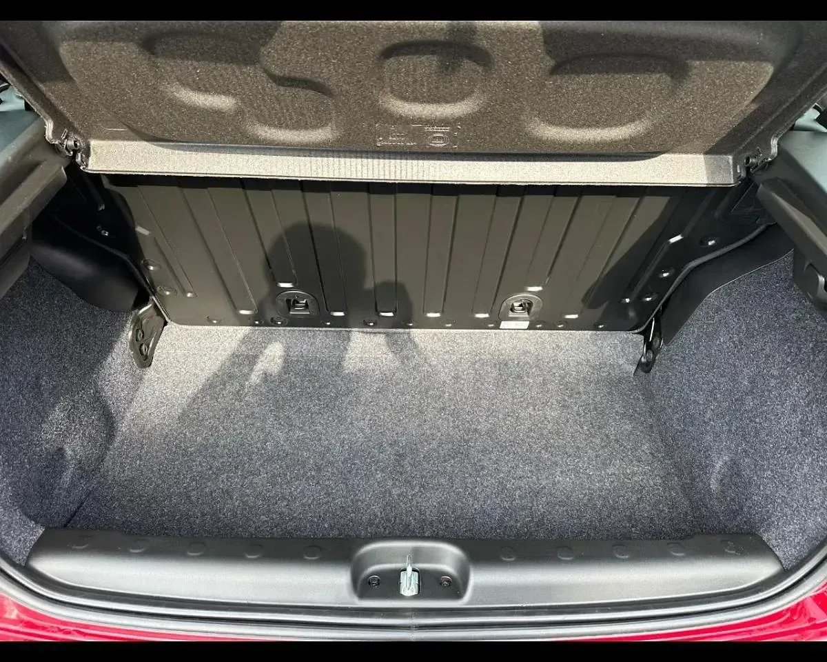 Nuova Fiat Panda 70 CV (51 kW) 2025 Rosso passione pastello Utilitaria