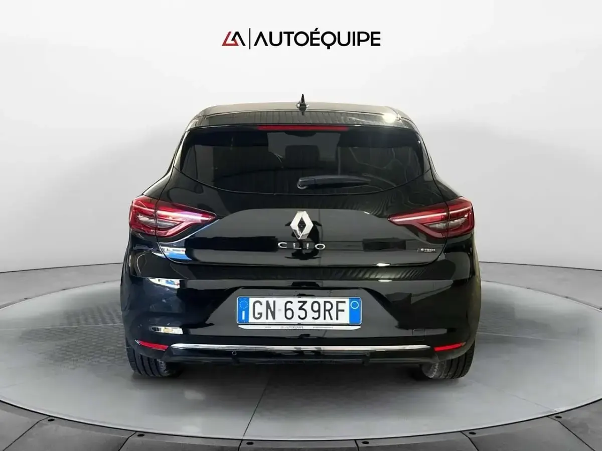 Usata Renault Clio V Techno 145 CV (106 kW) 2023 Nero Berlina