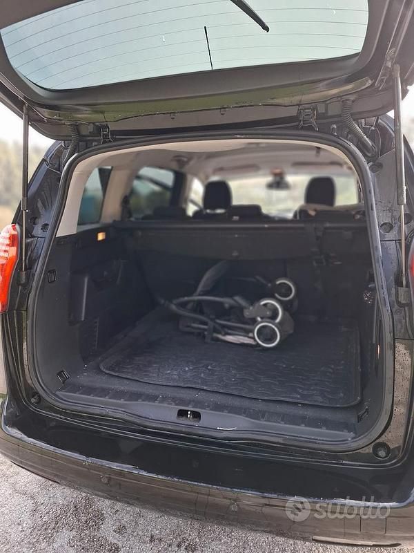 Usata Peugeot 5008 2013 Nero Monovolume