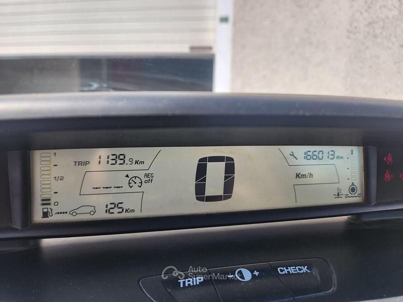 Usata Citroën C4 109 CV (80 kW) 2005 Blu Berlina