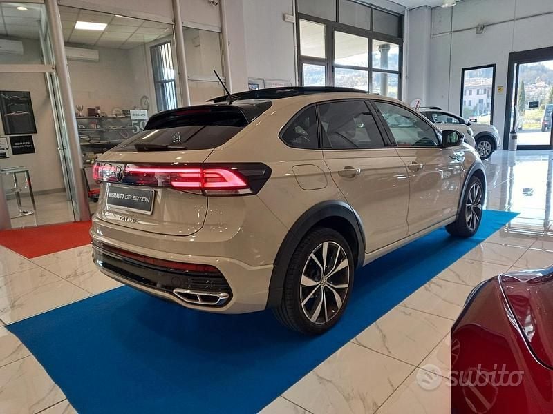 Usata VW Taigo R-line 110 CV (80 kW) 2023 Beige SUV