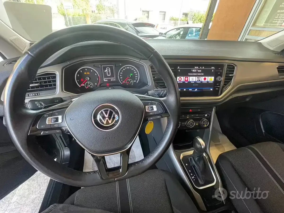 Usata VW T-Roc Business 150 CV (110 kW) 2022 Grigio SUV