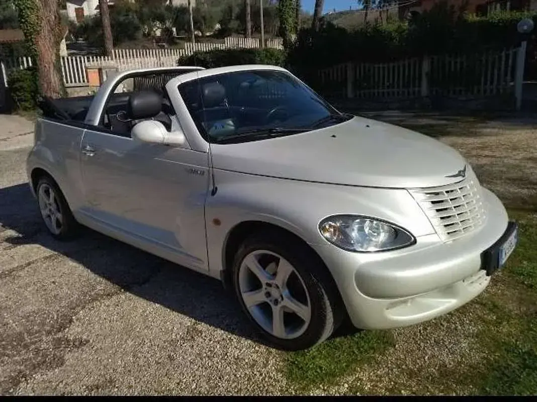 Usata Chrysler PT Cruiser 223 CV (164 kW) 2005 Bianco Cabrio