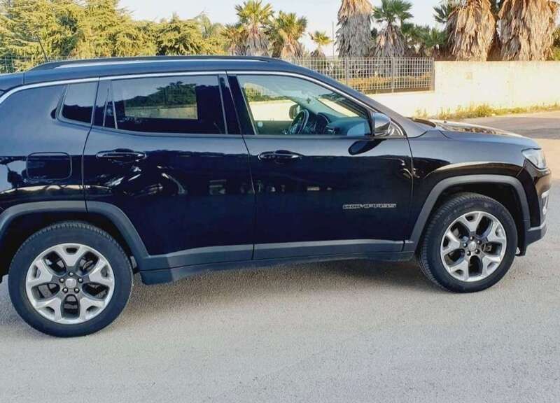 Usata Jeep Compass Limited 140 CV (102 kW) 2018 Nero SUV