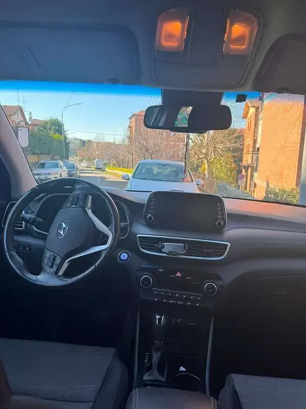 Usata Hyundai Tucson Premium 136 CV (100 kW) 2019 Grigio SUV