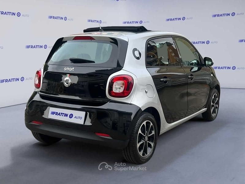 Usata Smart ForFour Passion 71 CV (52 kW) 2015 Tridion silver metallic Utilitaria