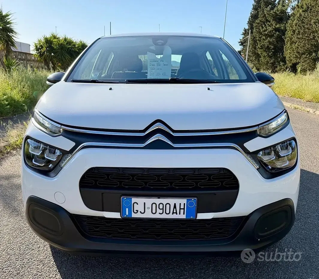 Usata Citroën C3 Feel 102 CV (75 kW) 2022 Bianco Utilitaria