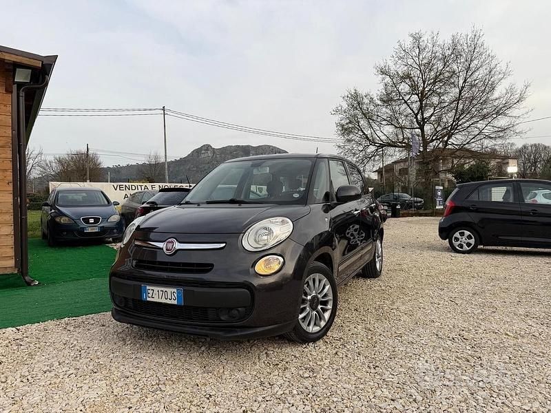 Usata Fiat 500L Lounge 95 CV (69 kW) 2016 Grigio Monovolume
