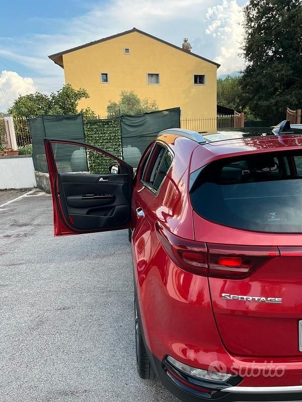 Usata Kia Sportage 136 CV (100 kW) 2020 Rosso SUV
