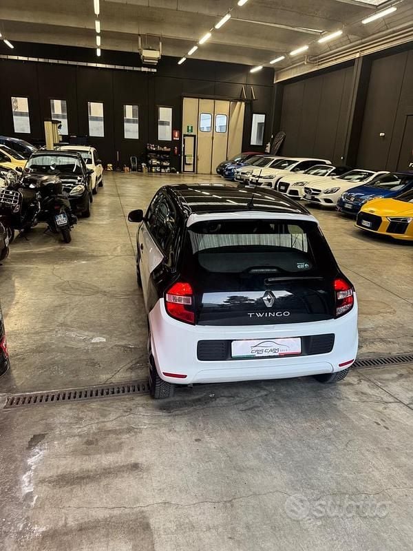 Usata Renault Twingo Intens 90 CV (66 kW) 2016 Nero Utilitaria