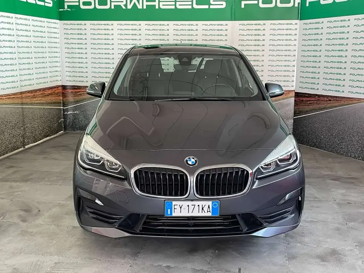 Usata BMW 218 150 CV (110 kW) 2019 Grigio Monovolume