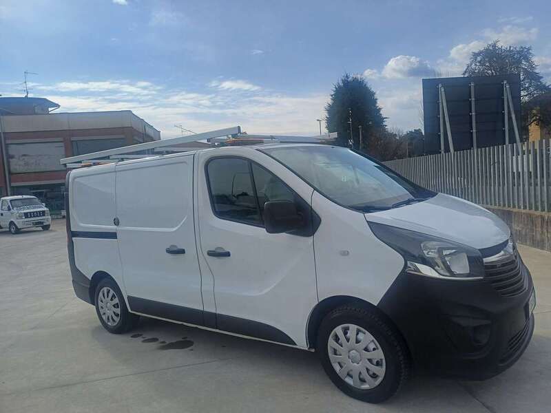 Bianco Usata 2018 Opel Vivaro Furgone | 9600 € (Ottimo prezzo) - Immagine 1/3