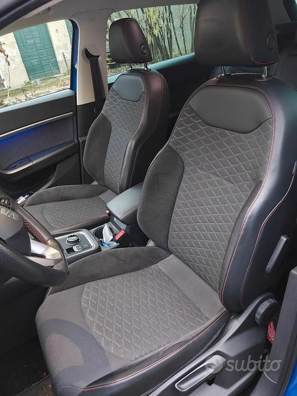 Usata Seat Ateca 4Drive 150 CV (110 kW) 2021 Blu SUV
