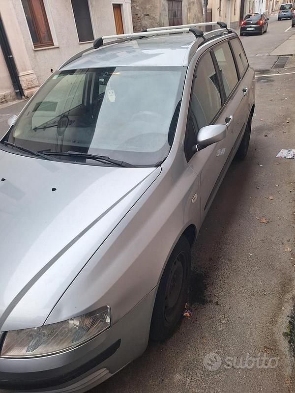 Usata Fiat Stilo 100 CV (73 kW) 2007 Grigio Station wagon