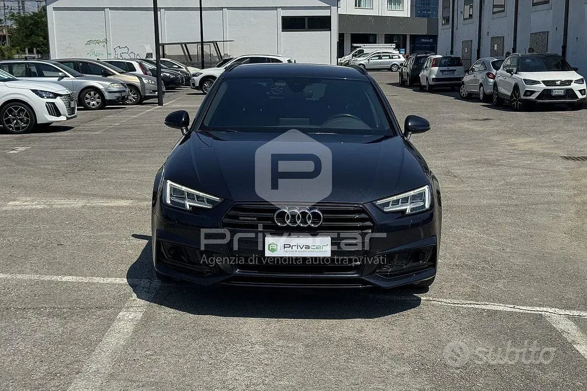 Usata Audi A4 Comfort 190 CV (139 kW) 2018 Blu Station wagon