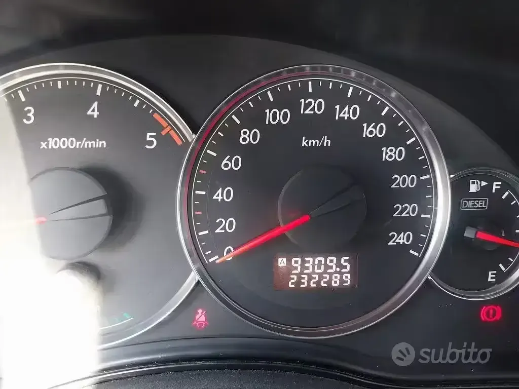 Usata Subaru Legacy 150 CV (110 kW) 2009 Grigio Station wagon