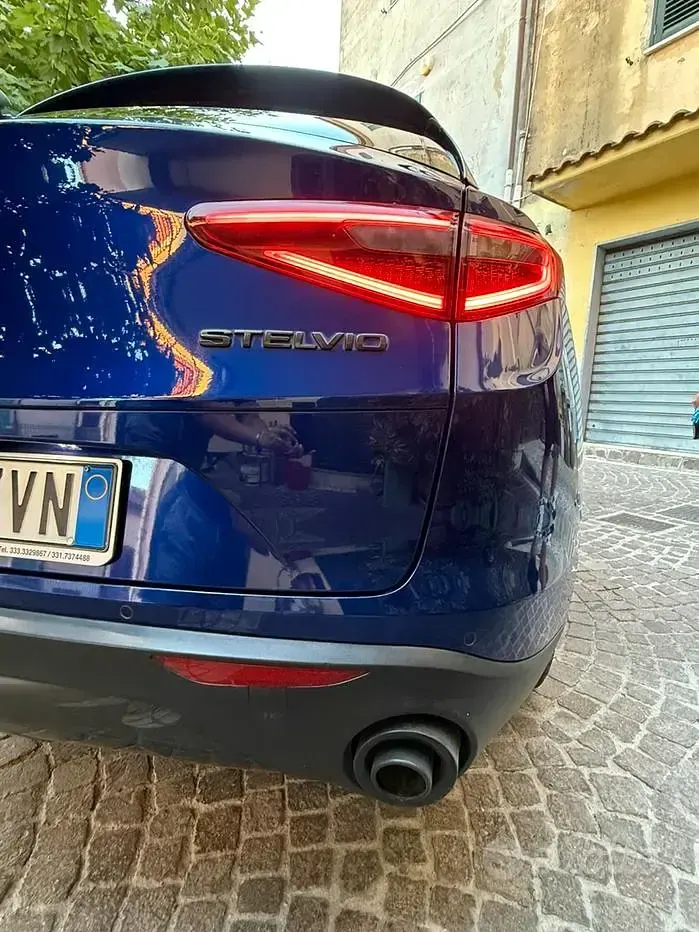 Usata Alfa Romeo Stelvio Sprint 190 CV (139 kW) 2020 Bluazzurro SUV