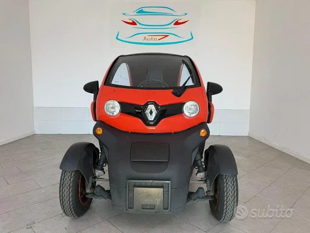 Usata Renault Twizy Life 12 kW (17 CV) 2020 Utilitaria