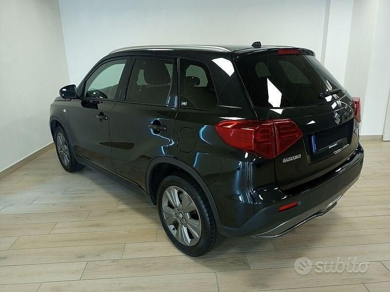 Usata Suzuki Vitara Cool 111 CV (81 kW) 2019 Nero SUV