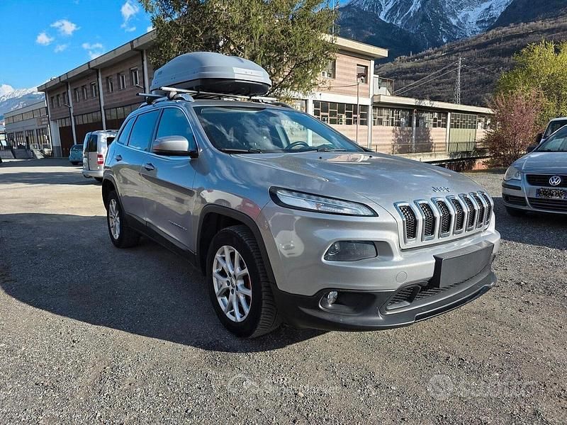 Usado Jeep Cherokee 185 CV (136 kW) 2015 Gris SUV
