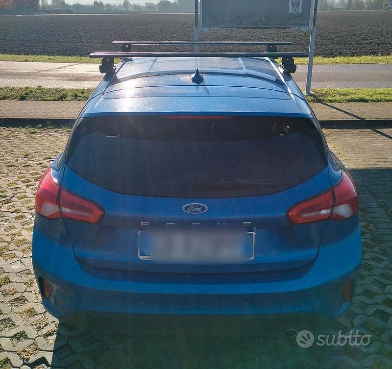 Usata Ford Focus 120 CV (88 kW) 2020 Blu Berlina