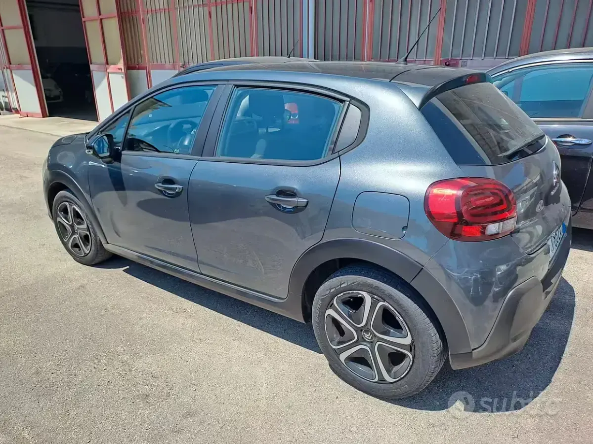 Usata Citroën C3 PureTech 82 CV (60 kW) 2017 Grigio Berlina