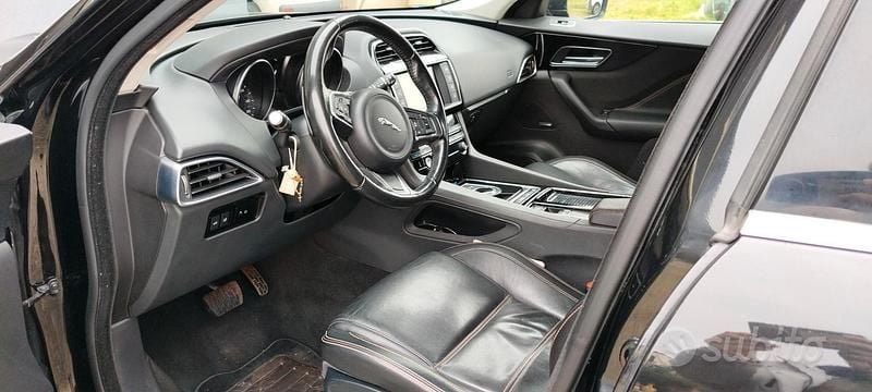 Usata Jaguar F-Pace 300 CV (220 kW) 2018 Nero SUV
