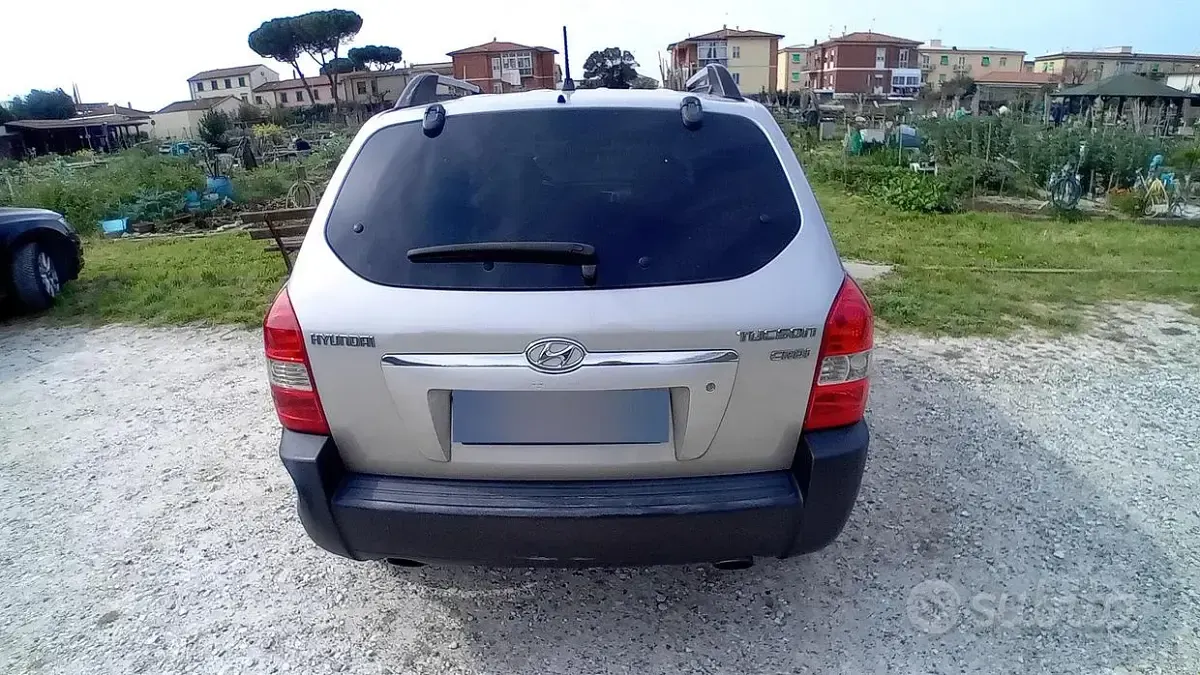 Usata Hyundai Tucson 140 CV (102 kW) 2008 Grigio SUV