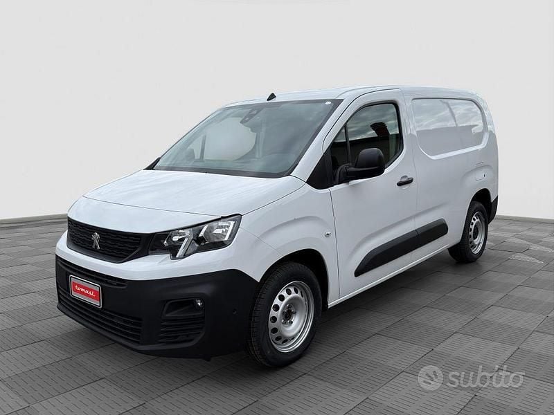Usata Peugeot Partner Premium 102 CV (75 kW) 2023 Bianco Monovolume