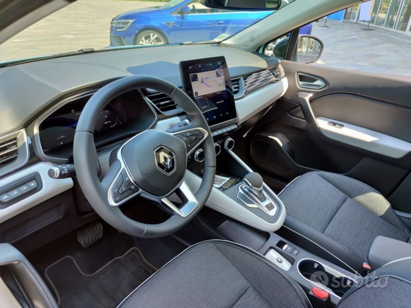 Usata Renault Captur Initiale 160 CV (117 kW) 2021 Blu SUV