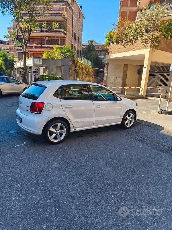 Usata VW Polo 82 CV (60 kW) 2013 Bianco Utilitaria