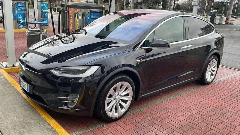 Usata Tesla Model X 158 kW (215 CV) 2018 SUV
