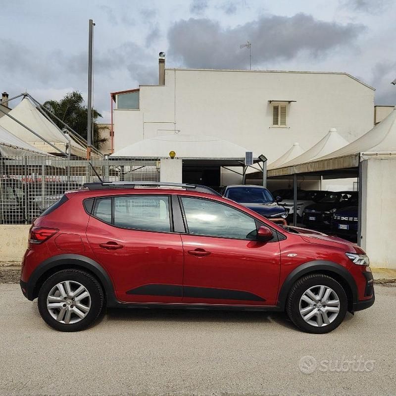Usata Dacia Sandero Stepway 100 CV (73 kW) 2022 Rosso Berlina