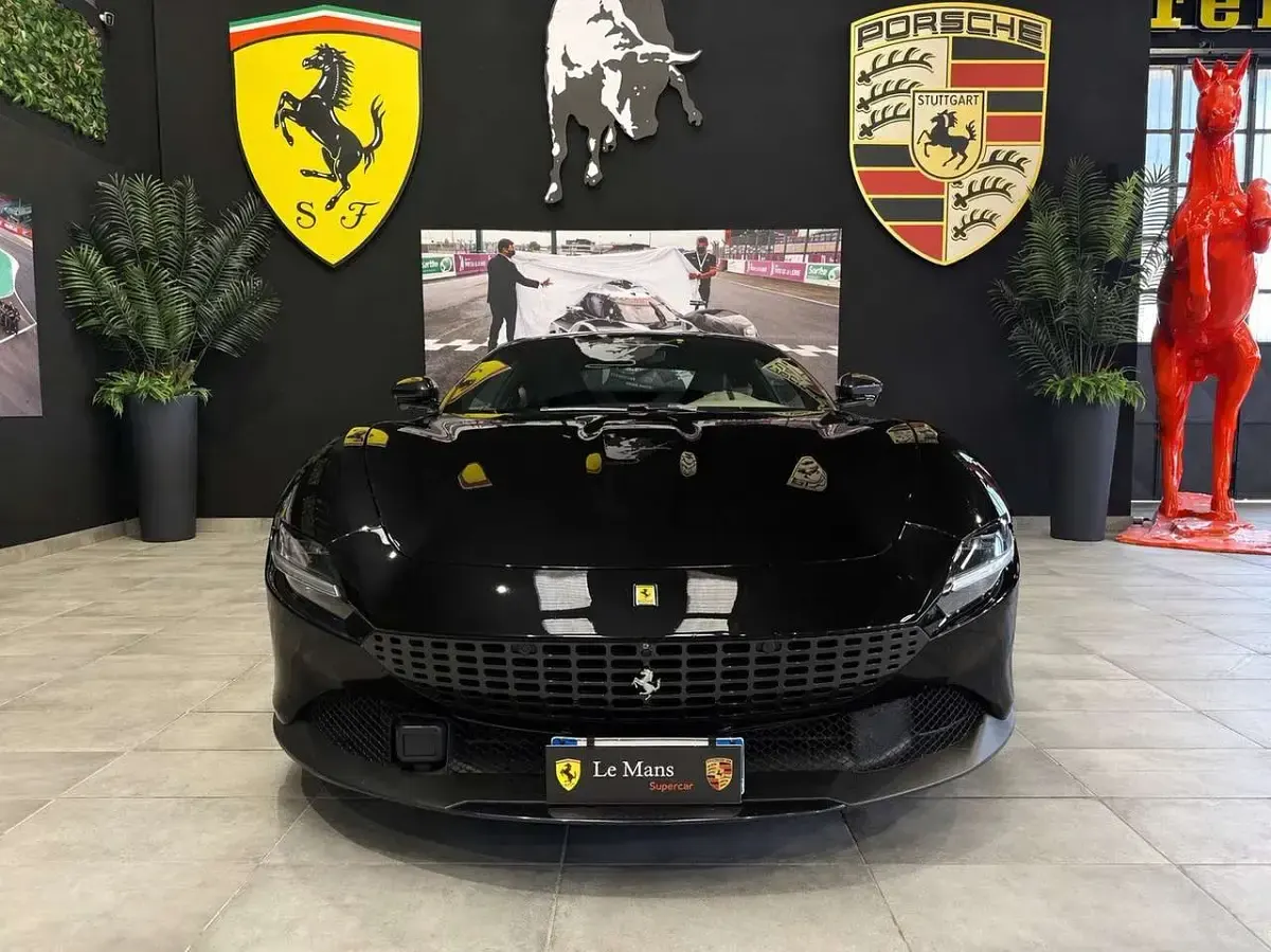 Usata Ferrari Roma 620 CV (456 kW) 2022 Nero daytona metallizzato Coupé